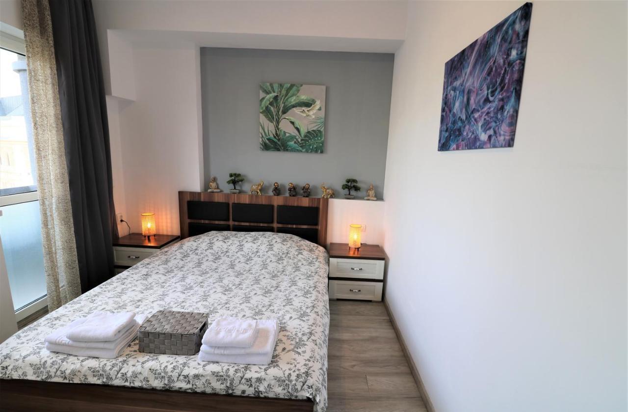 Cozy Deluxe Apartment - Old Town - Free Minibar Bucureşti Ngoại thất bức ảnh
