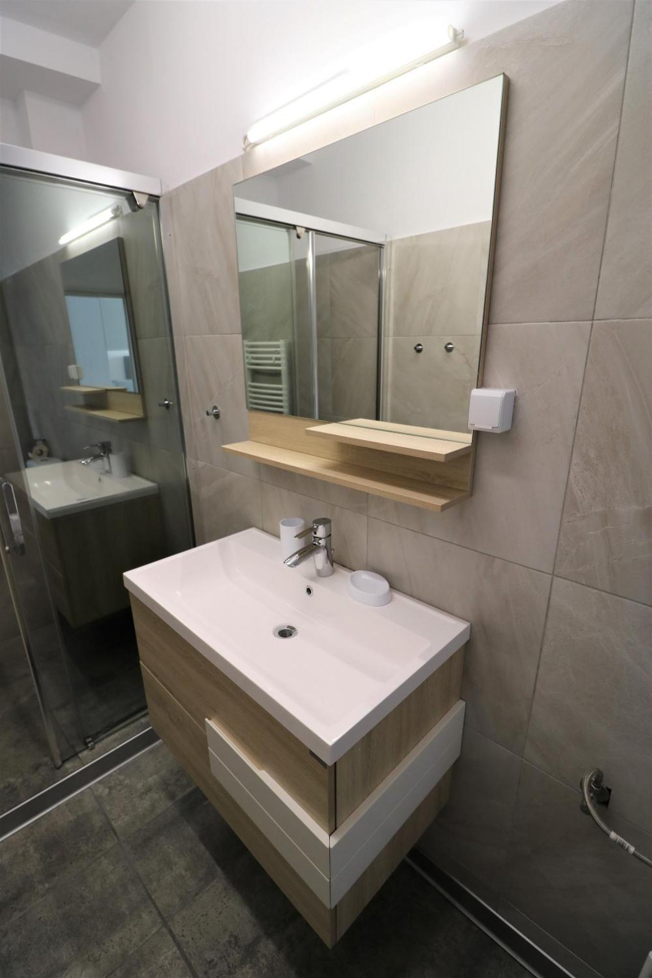 Cozy Deluxe Apartment - Old Town - Free Minibar Bucureşti Ngoại thất bức ảnh