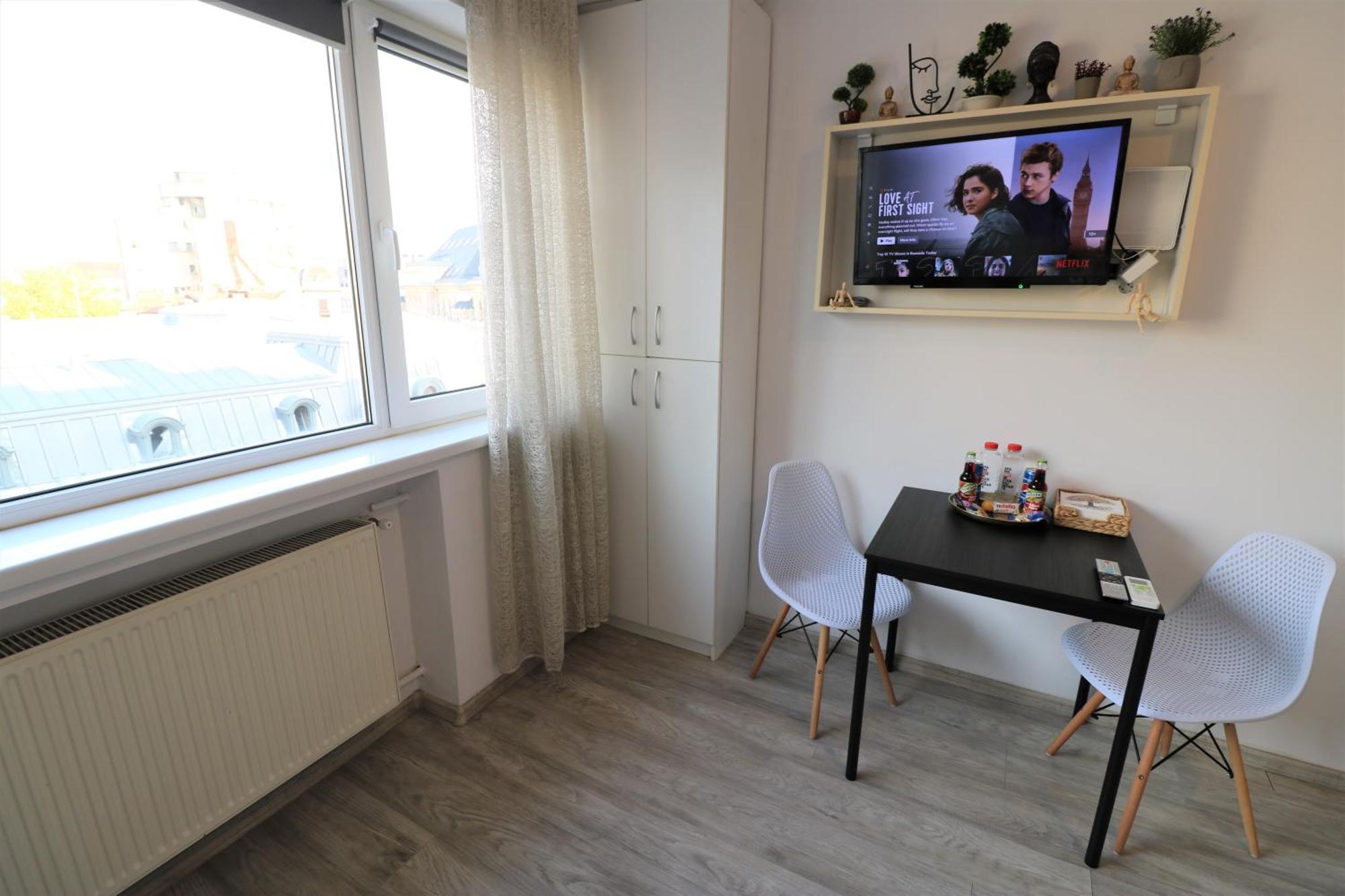 Cozy Deluxe Apartment - Old Town - Free Minibar Bucureşti Ngoại thất bức ảnh