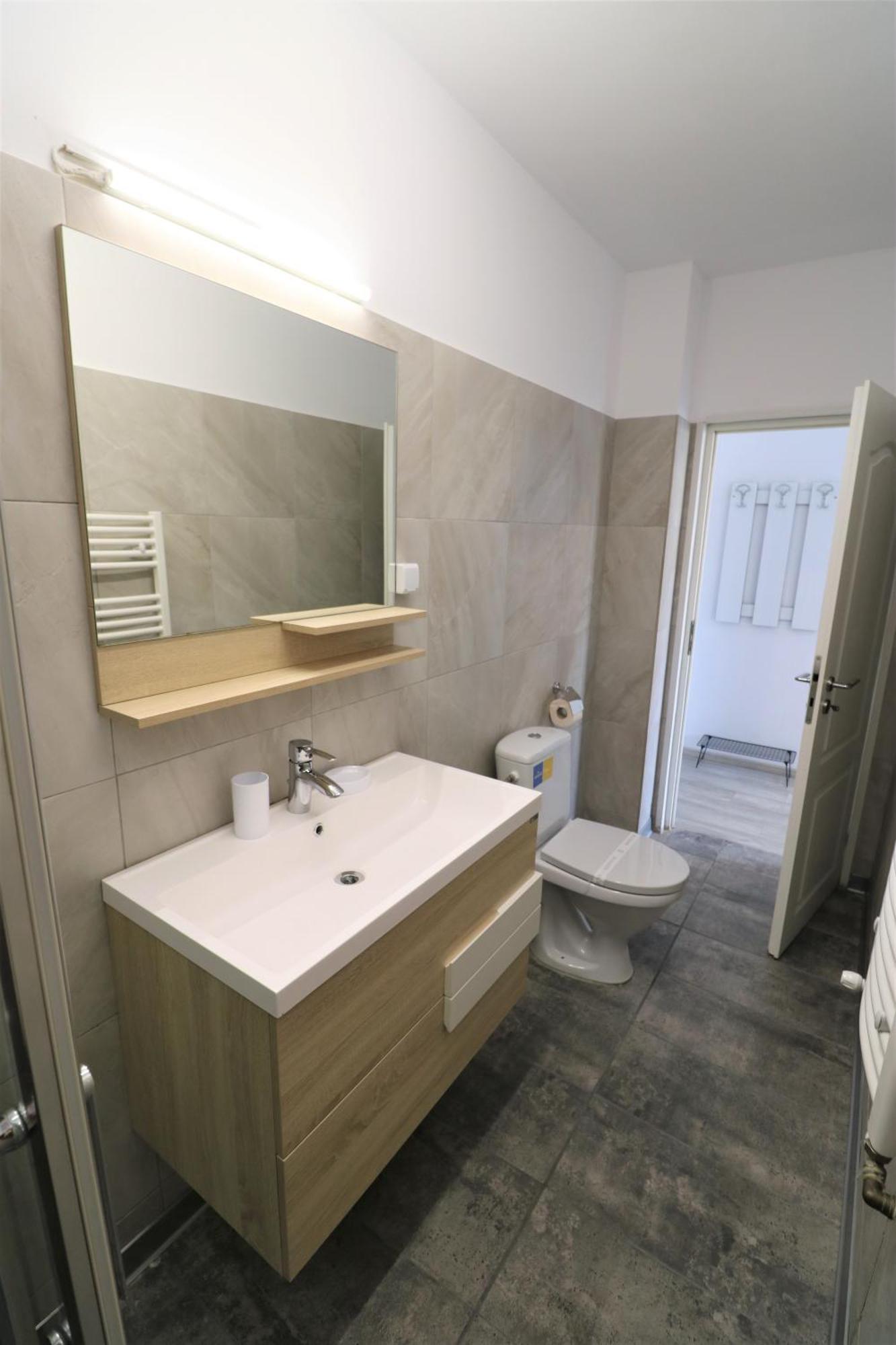 Cozy Deluxe Apartment - Old Town - Free Minibar Bucureşti Ngoại thất bức ảnh